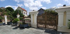 Hình motor cổng âm sàn Italia
