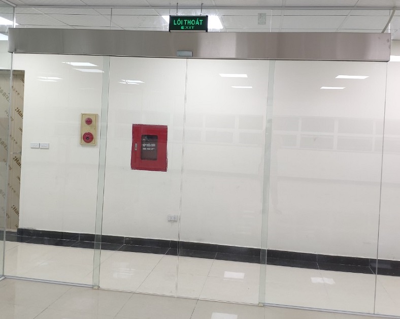 Sửa cửa lùa tự động KTH uy tín – thay phụ kiện chính hãng Sửa cửa lùa tự động KTH uy tín – thay phụ kiện chính hãng