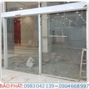 BẢO PHÁT - Lắp cửa nhôm kính lùa 1 cánh tự động