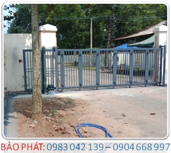 Hơn 250 bộ cửa cổng tự động tại KCN Hậu Giang