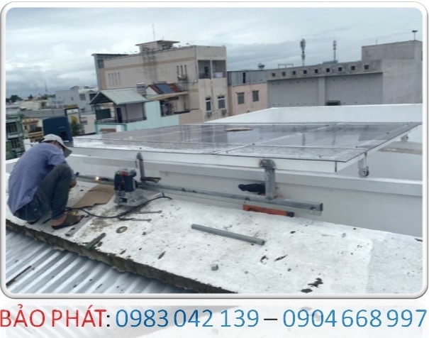 Mái kính giếng trời lùa tự động SÓC TRĂNG