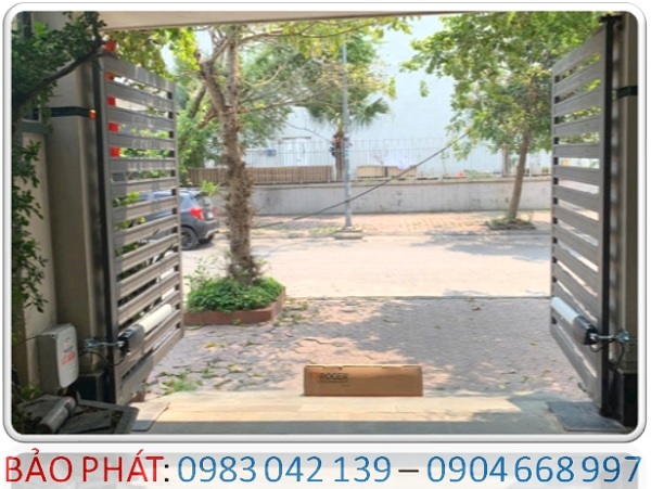 Lắp đặt cửa cổng tự động xã Bà Điểm TP.HCM bền bỉ, an toàn, giá rẻ